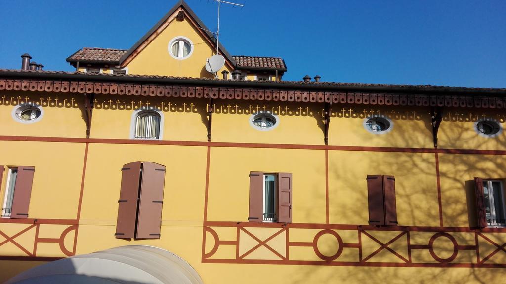 Corte Degli Estensi Формиджине Экстерьер фото